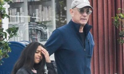Tom Hanks e sua neta Michaiah, 8, se unem em Brentwood