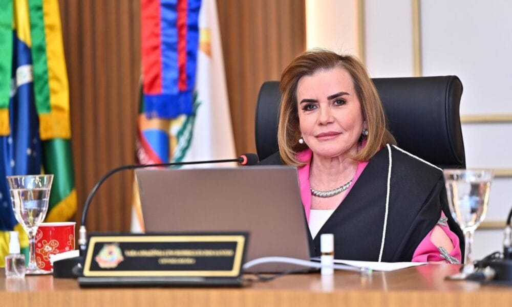 Yara Amazônia Lins é reeleita presidente do TCE-AM para o biênio 2026-2027 – Tribunal de Contas do Estado do Amazonas