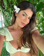 Hariany Almeida já participou dos realities BBB e A Fazenda