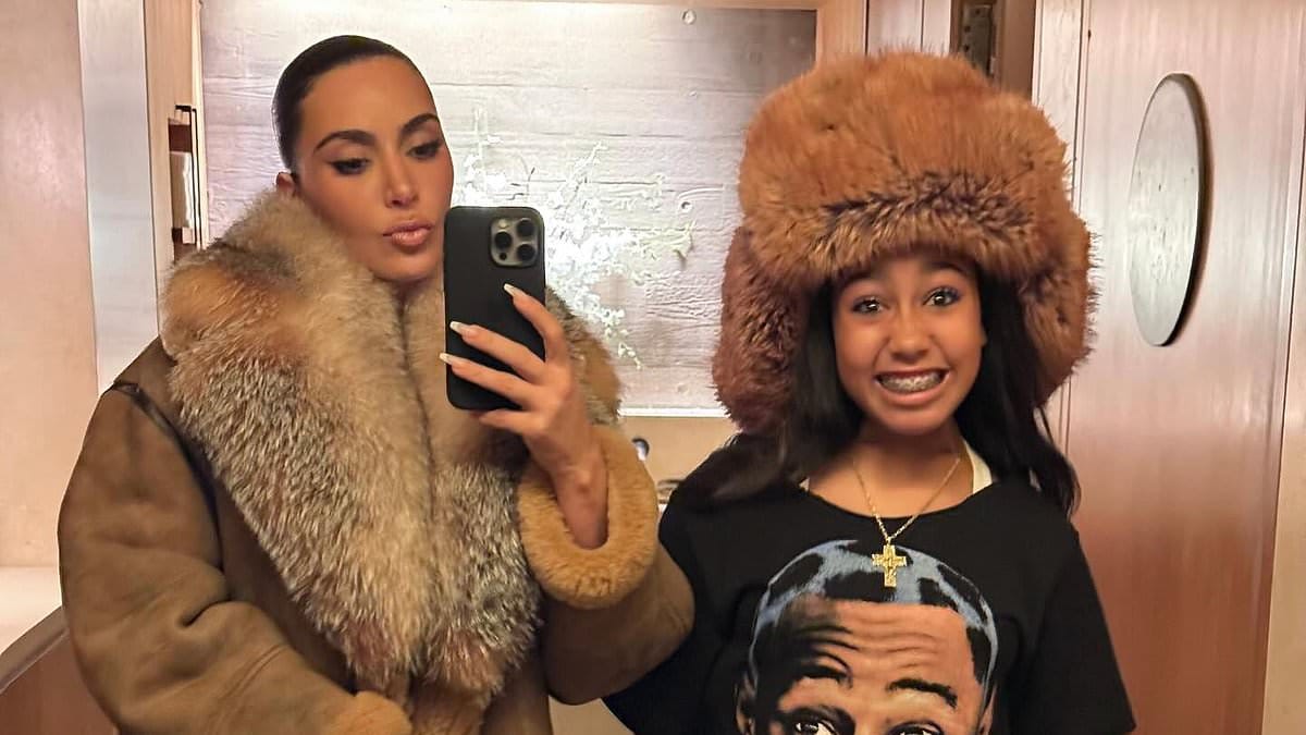 Bianca Censori, de Bianca Censori, da Mommy-Dation, para Kim Kardashian