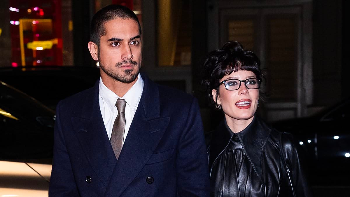 Halsey desfruta de uma noite de encontro ultra-chiques com o noivo Avan Jogia depois de anunciar grandes tratamentos para fãs