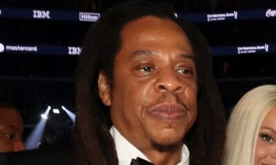 Jay-Z inicia outra resposta legal importante ao processo de agressão sexual de choque, reivindicando perda de US $ 20 milhões