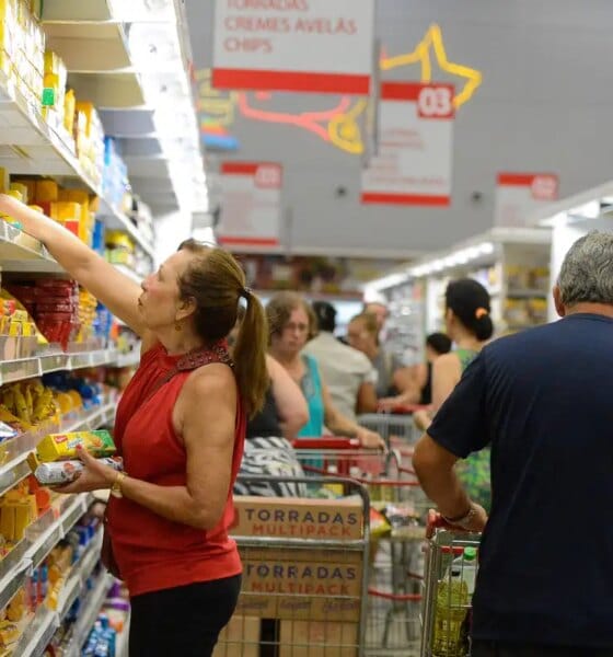 Mercado reduz previsão para expansão da economia em 2025