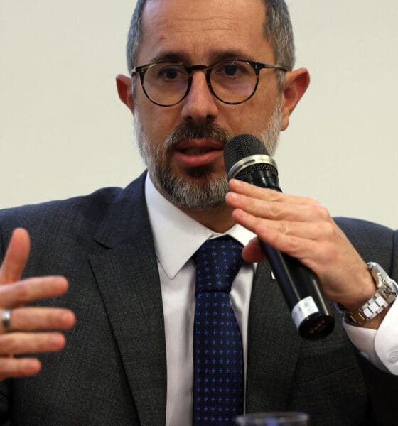 Governo suspende descontos na folha salarial de beneficiários do INSS