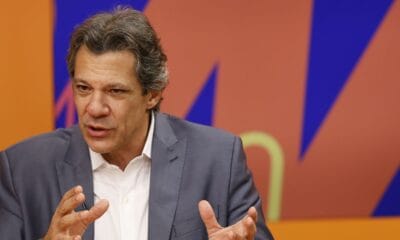 Haddad afirma que EUA são incoerentes ao tarifar o Brasil