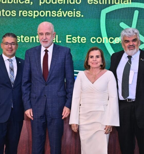 TCE-AM e IRB encerram Congresso Internacional de Controle e Políticas Públicas com palestra sobre sustentabilidade ambiental e assinatura da Declaração da Amazônia