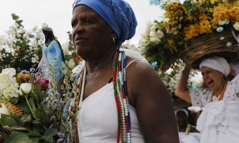 Crescimento de umbanda e candomblé reflete combate à intolerância