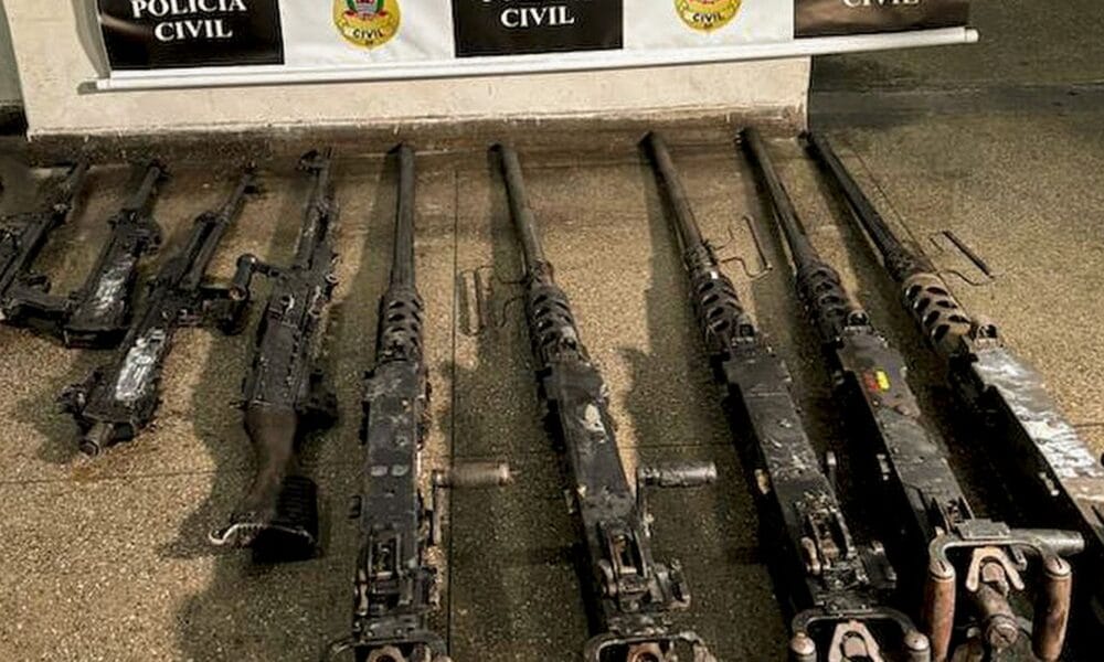 Justiça Militar condena nove pessoas por furto de arsenal do Exército