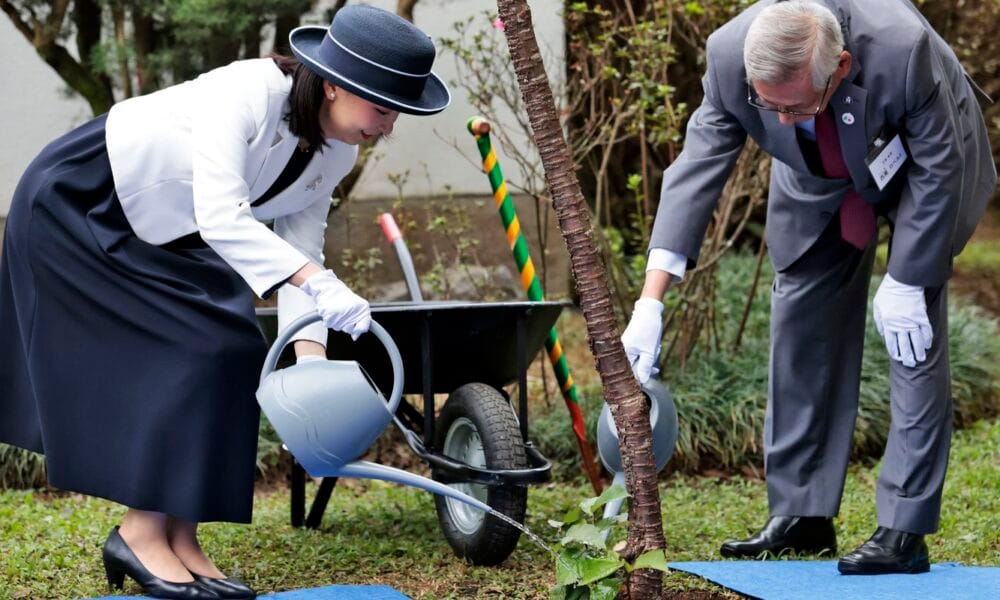Princesa japonesa inicia viagem ao Brasil