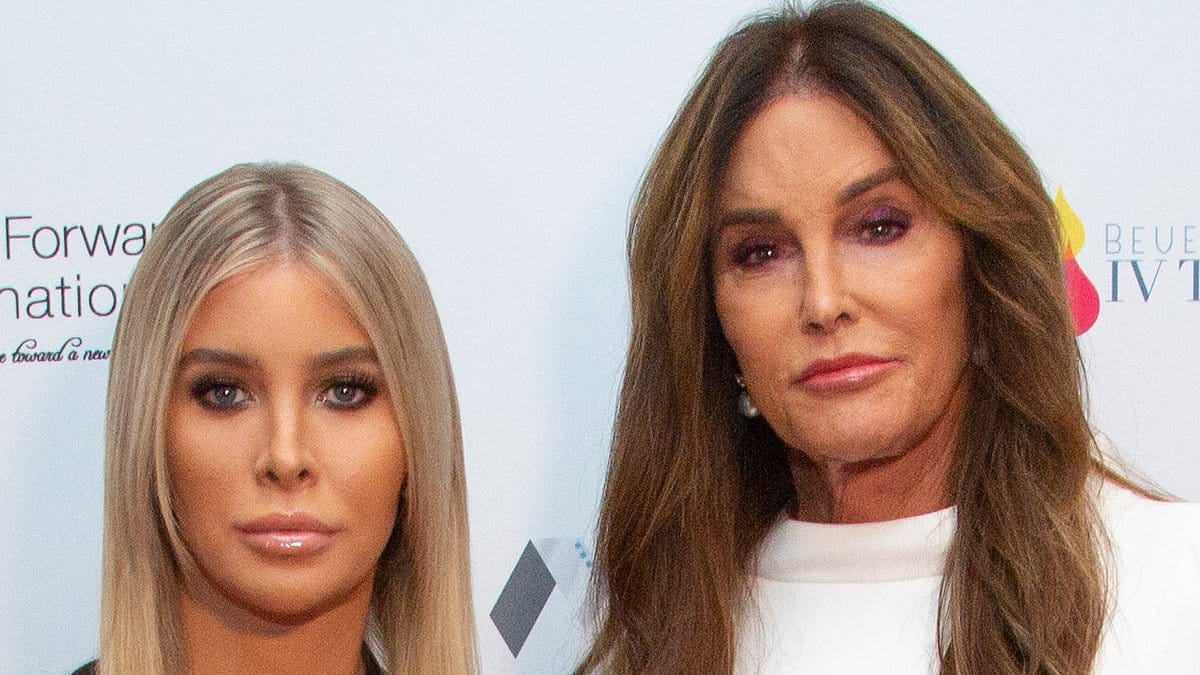 Sophia Hutchins morto aos 29 anos: o amigo de Caitlyn Jenner morto em acidente de terror perto de Malibu Home's Home, Malibu