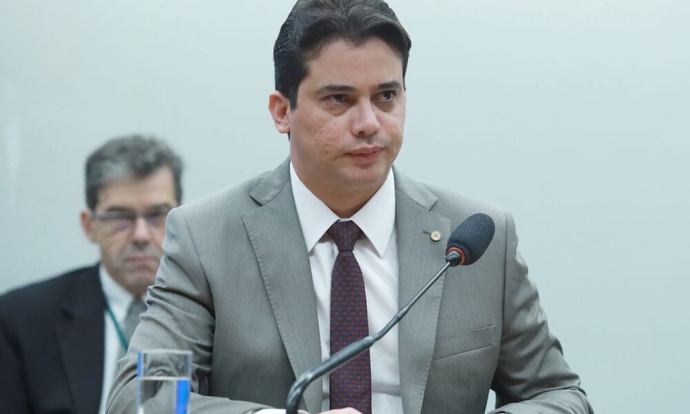 Deputado nega envolvimento com suposto desvio de recursos de município