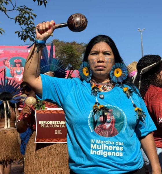 Mulheres indígenas da Amazônia levam suas vozes à luta em Brasília pela defesa de seus corpos e territórios - FAS