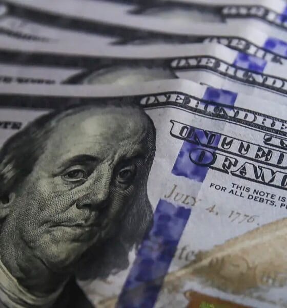 Dólar cai para R$ 5,10, após juros serem mantidos nos EUA