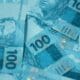 Cédulas de 100 reais em close-up