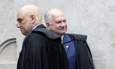 Os ministros Alexandre de Moraes e Edson Fachin durante sessão no Supremo Tribunal Federal